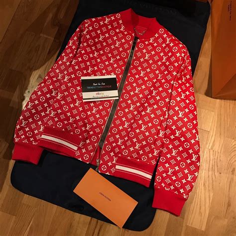 baule supreme louis vuitton prezzo|supreme x louis vuitton jacket.